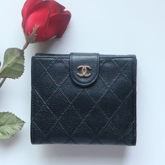 Chanel Black Caviar Leather Quilted Coin & Card Holder Wallet Luxury Designer - Picture 3 of 14